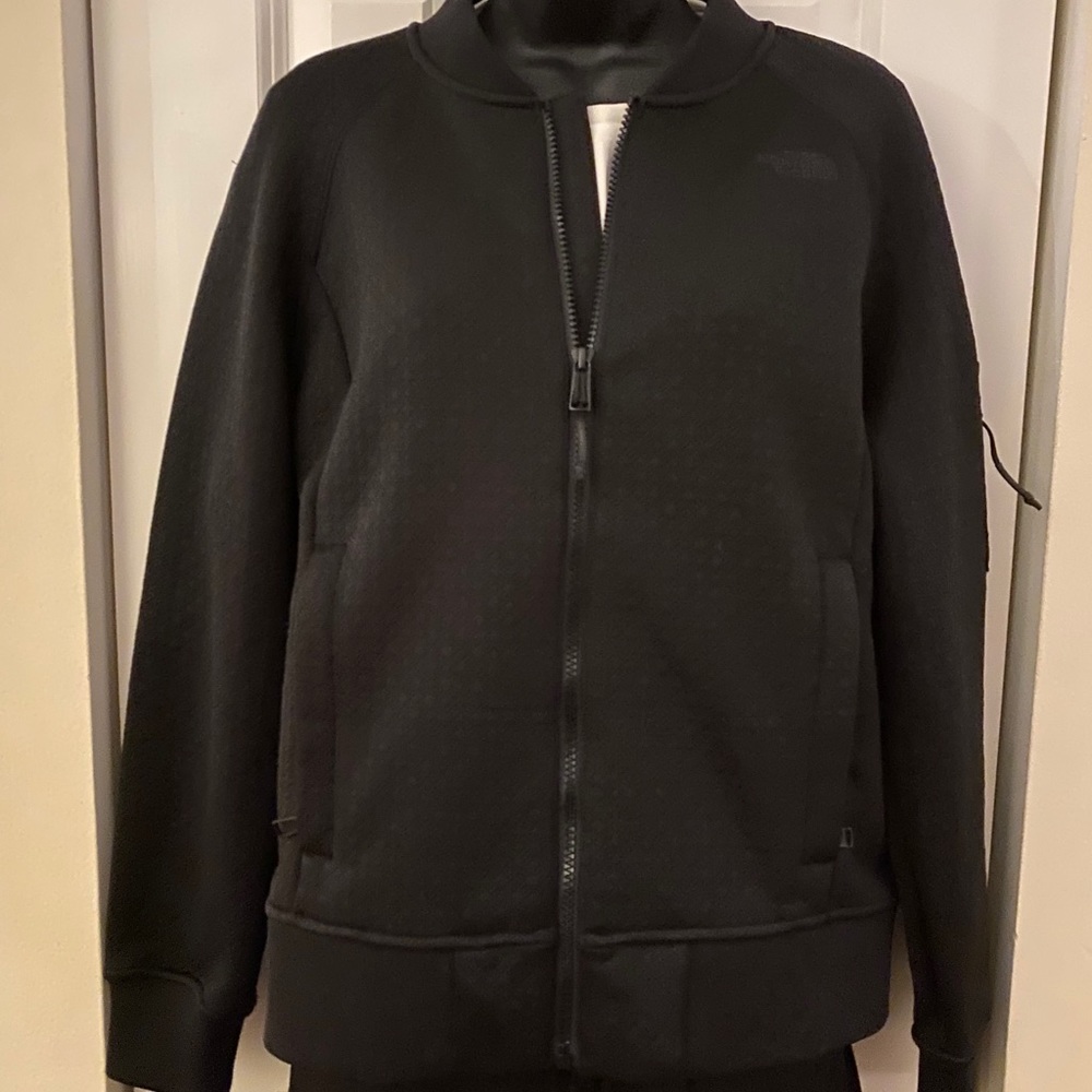 NWOT The North Face kelana black bomber jacket M